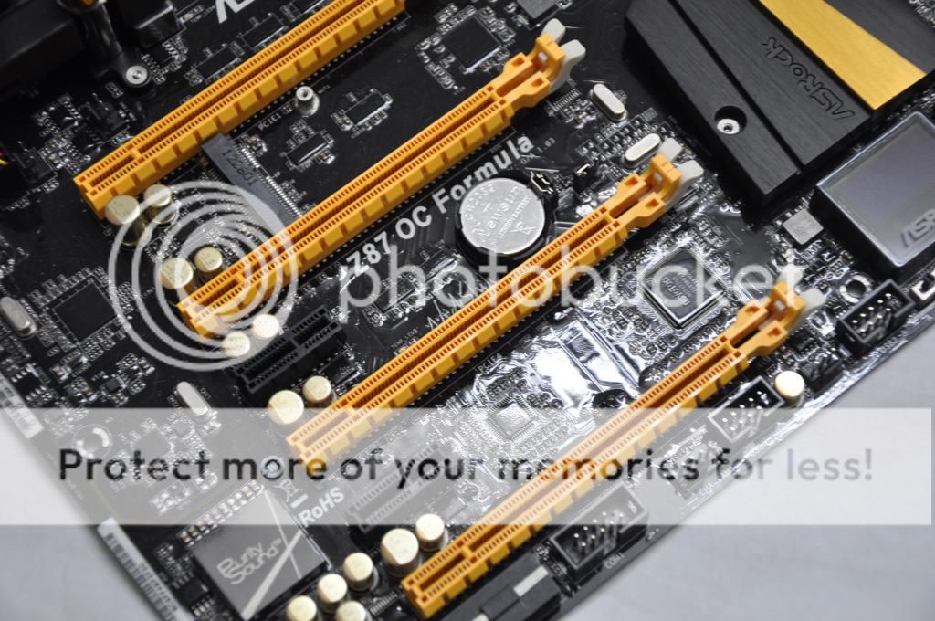 http://i458.photobucket.com/albums/qq306/owikh84/ASRock%20Z87/DSC_0096.jpg