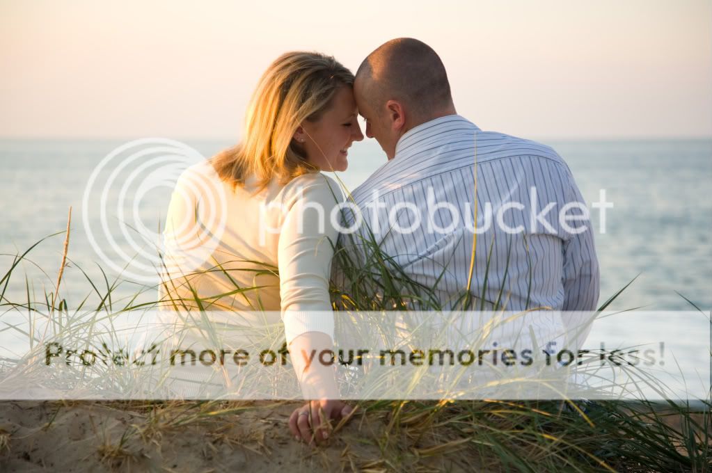 IMAGE: http://i458.photobucket.com/albums/qq309/jlrichmond76/125_WarrenEckhoff_Engagements.jpg