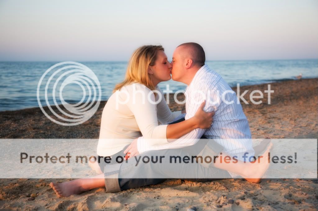 IMAGE: http://i458.photobucket.com/albums/qq309/jlrichmond76/147_WarrenEckhoff_Engagements.jpg